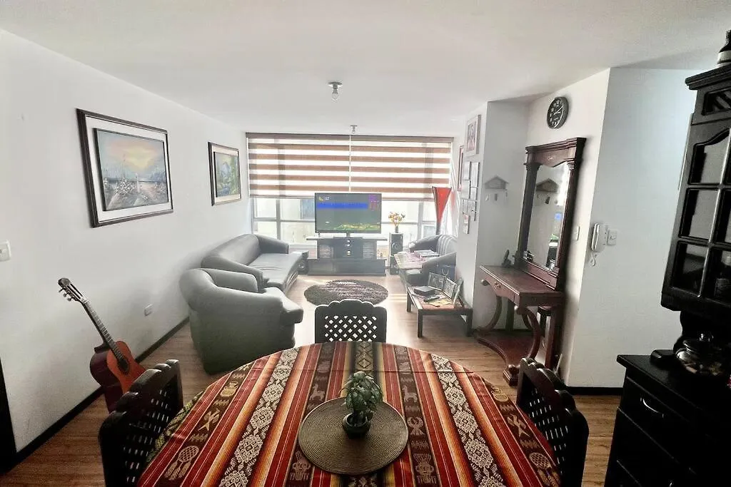 Habitacion Privada En Departamento Compartido Quito